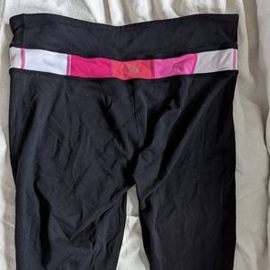 Lululemon 3/4 length leggings size 8